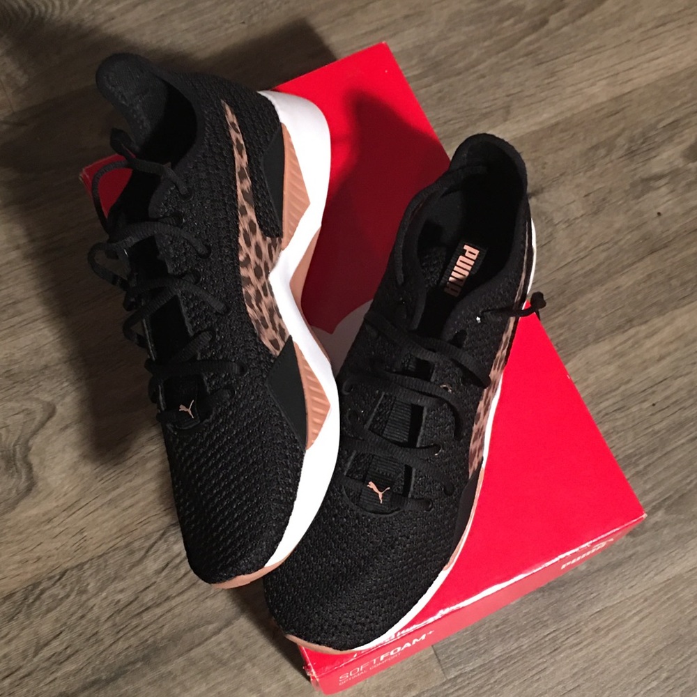 NWT puma running shoes